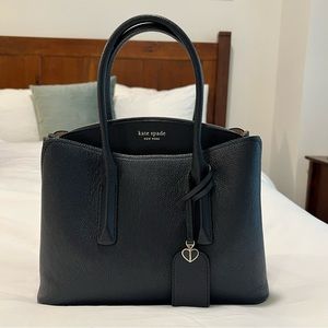 ♠️ Kate Spade Medium Satchel ♠️